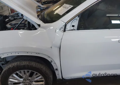 2025 GMC Acadia Awd Elevation z USA, uszkodzony, nr VIN 1GKENNRS3SJ288879